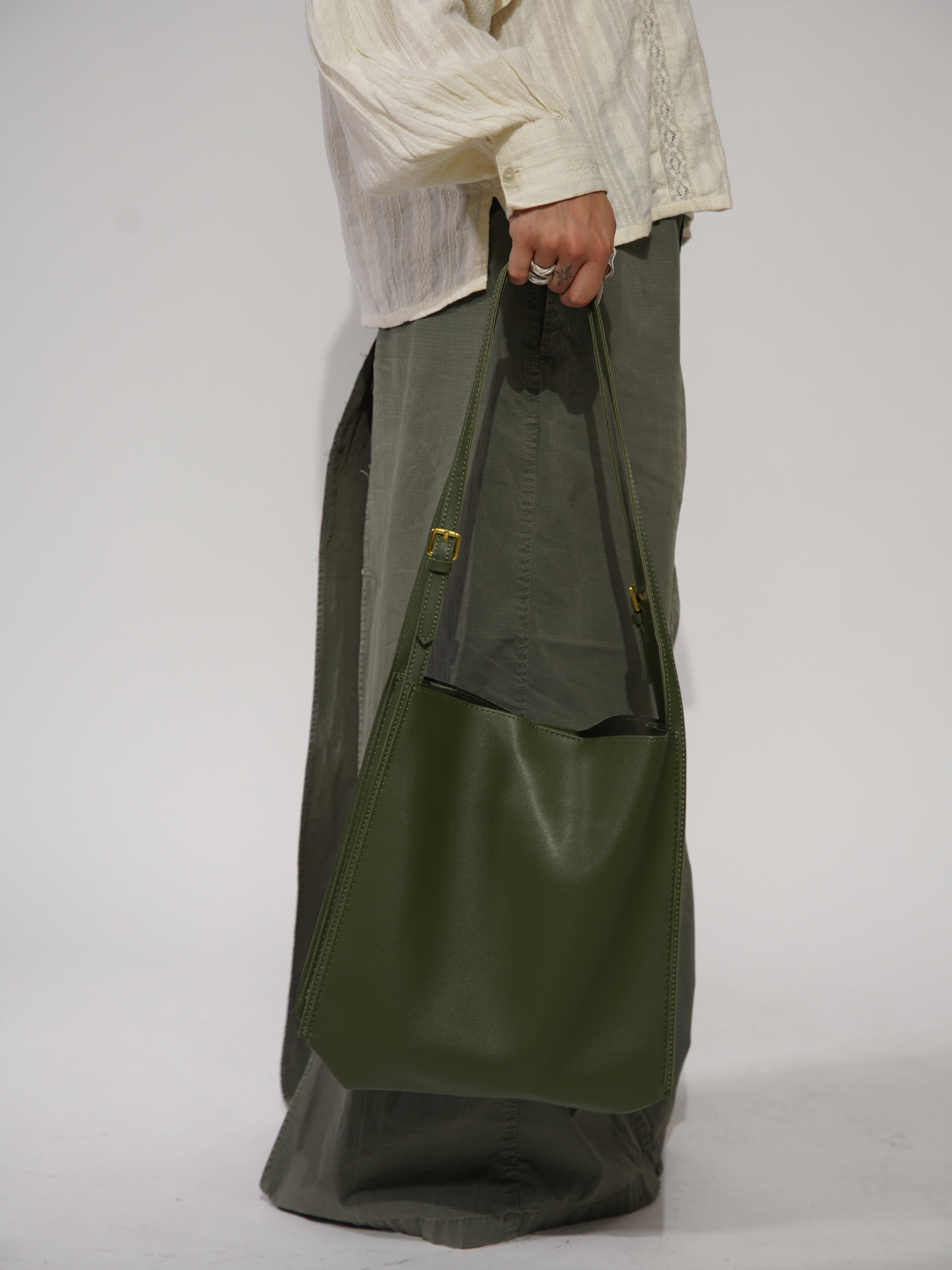 Jadis | Daily Chic Shoulder Bag