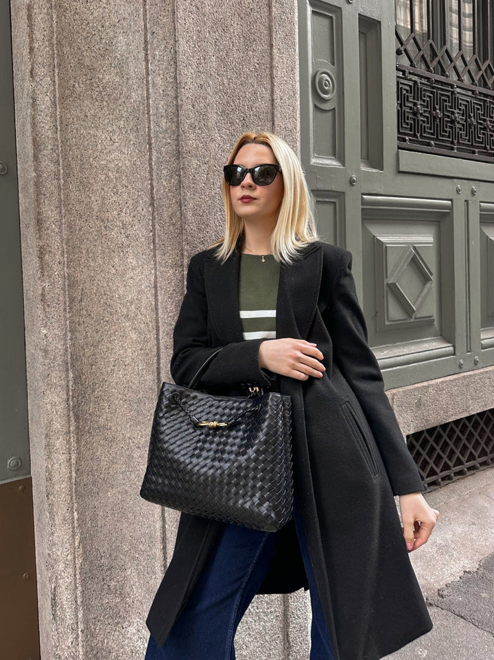 Vivienne | Classic Oversized Woven Bag