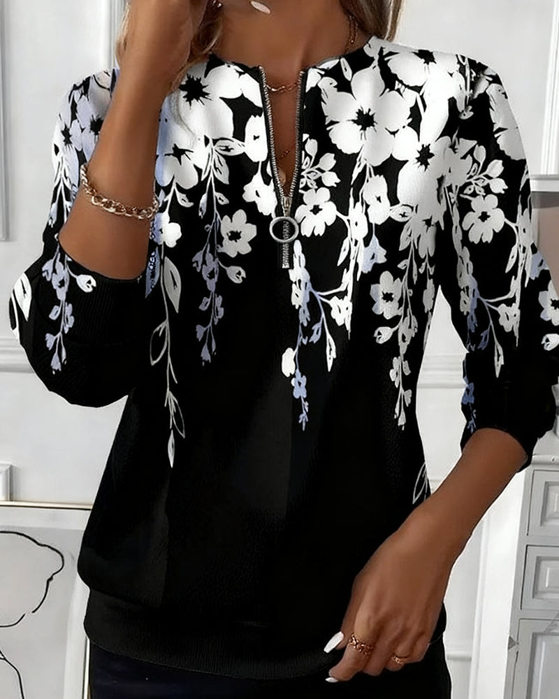 Marci | Printed sweatshirt with half zip and collar