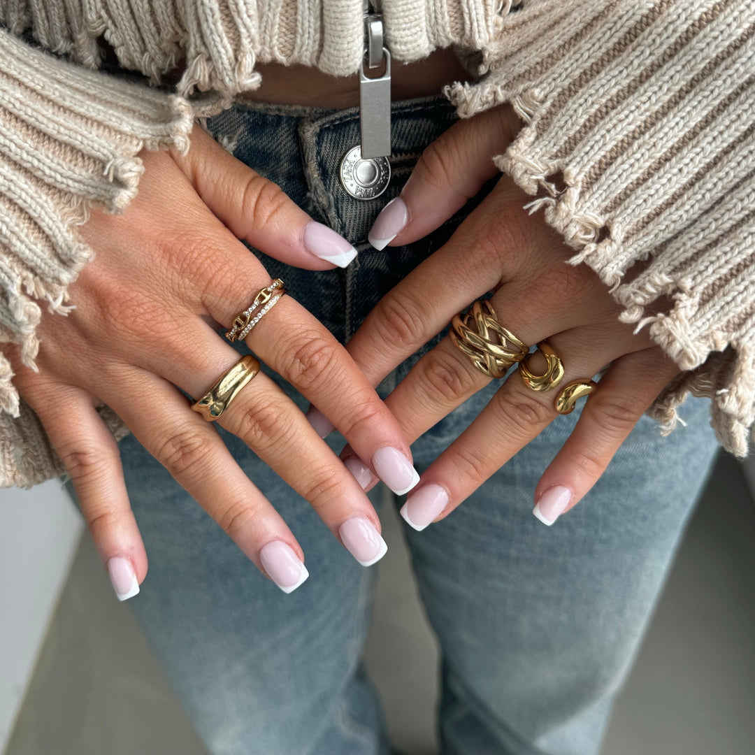 Paola - Adjustable Cozy Ring