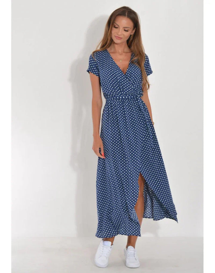 Julia - Elegant dress with V-neck and shaping cut