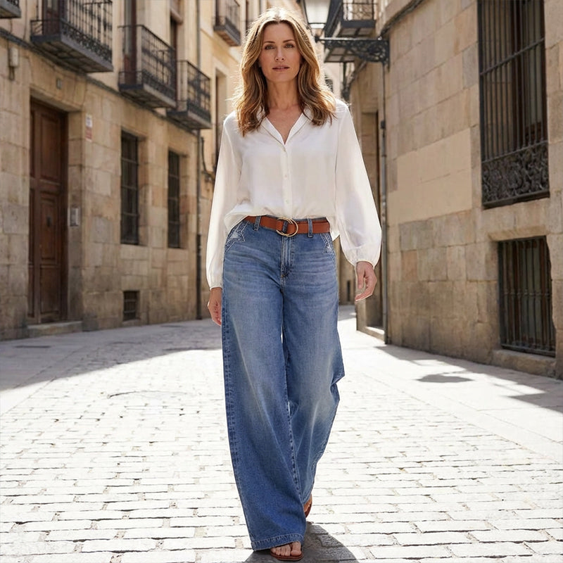 Women's vintage high-waisted wide-leg jeans