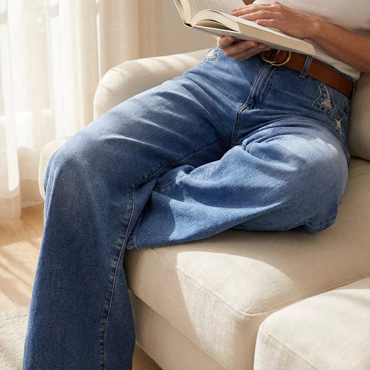 Women's vintage high-waisted wide-leg jeans